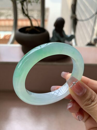 【小陈翡翠】缅甸天然翡翠A货冰甜绿飘绿花53-54贵妃翡翠手镯