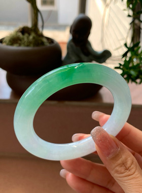 【小陈翡翠】缅甸天然翡翠A货冰飘阳绿53-54圆条翡翠手镯