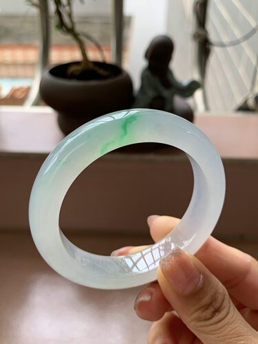 【小陈翡翠】缅甸天然翡翠A货冰飘金丝绿花51-52正圈翡翠手镯