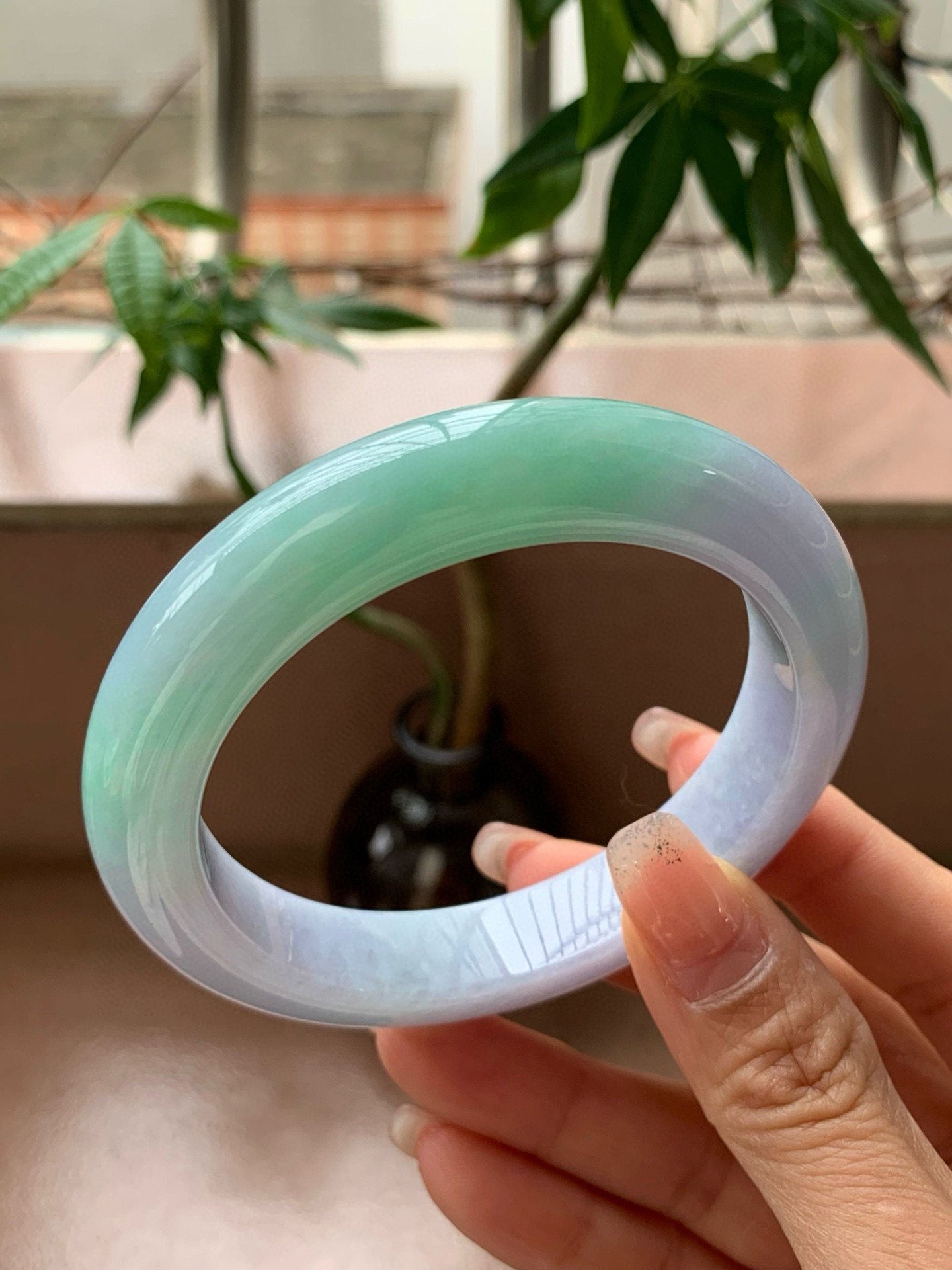 【小陈翡翠】缅甸天然翡翠A货春彩59-60大圈口正圈翡翠手镯