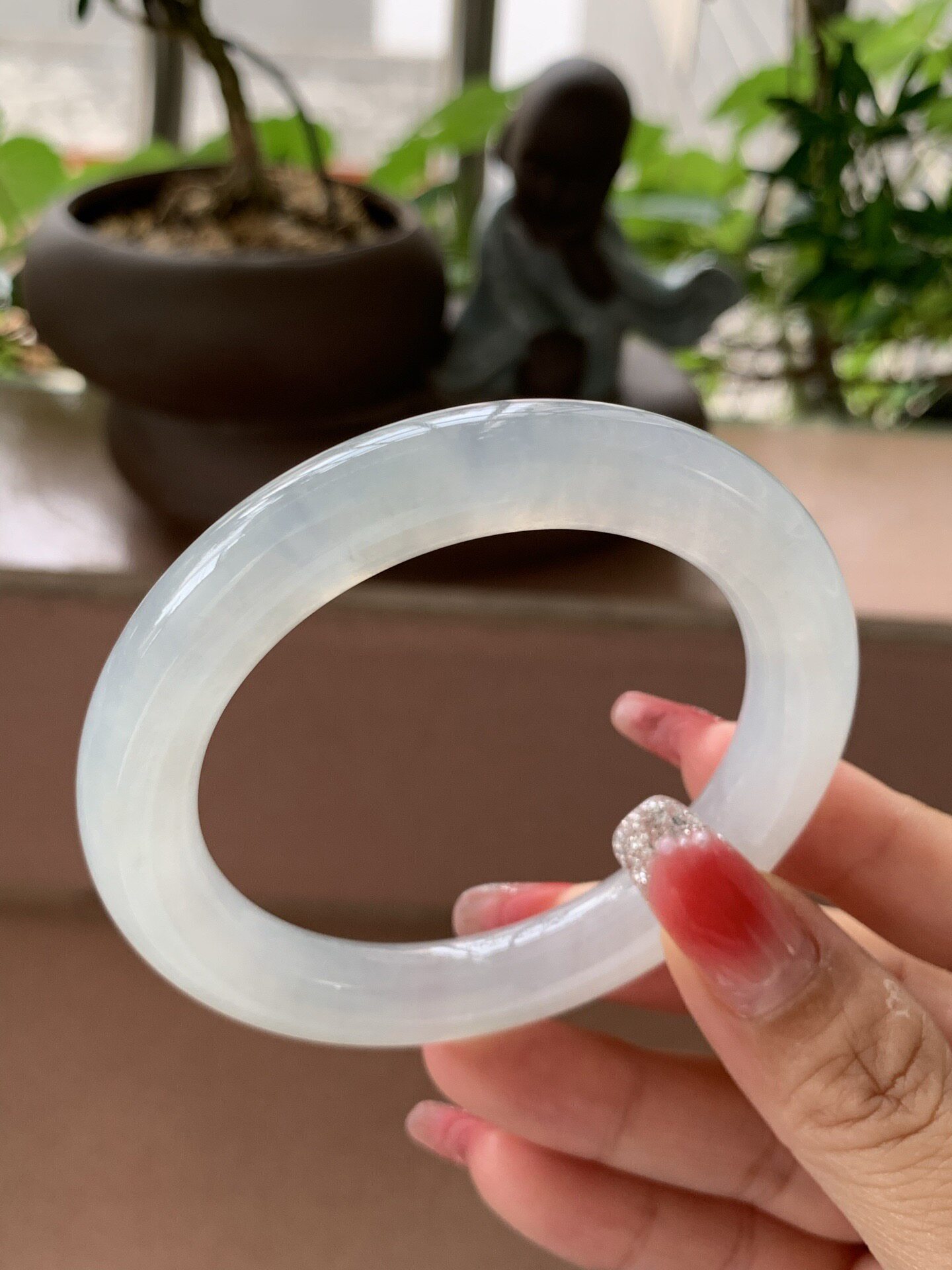 【小陈翡翠】缅甸天然翡翠A货冰白月光54圆条翡翠手镯