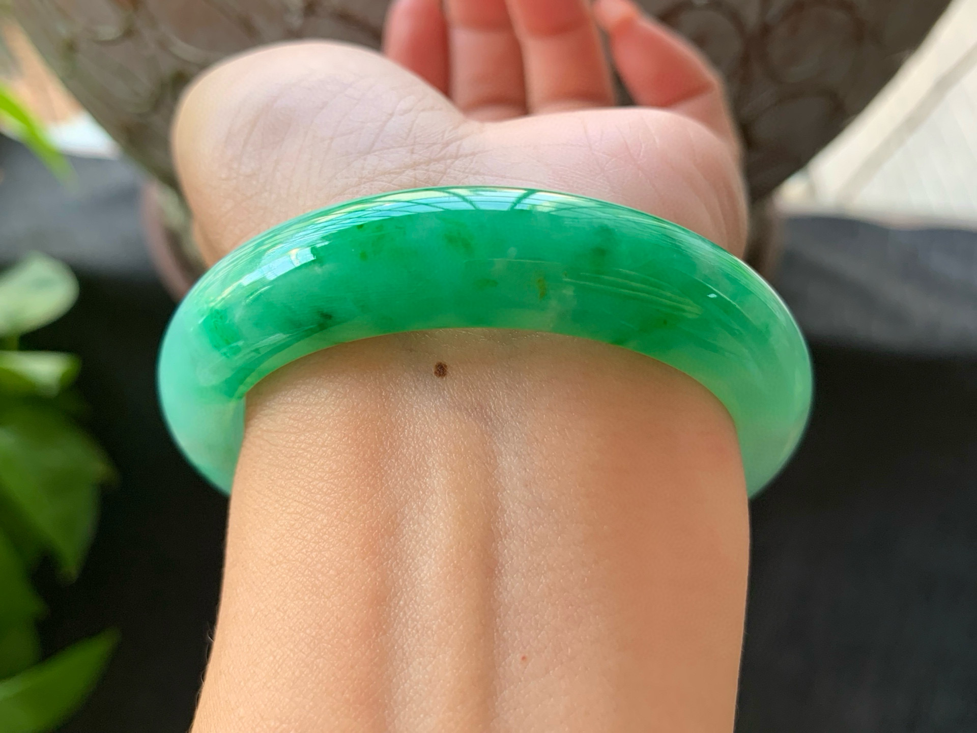 【小陈翡翠】缅甸天然翡翠a货双十二飘阳绿花带点紫 54-55正圈