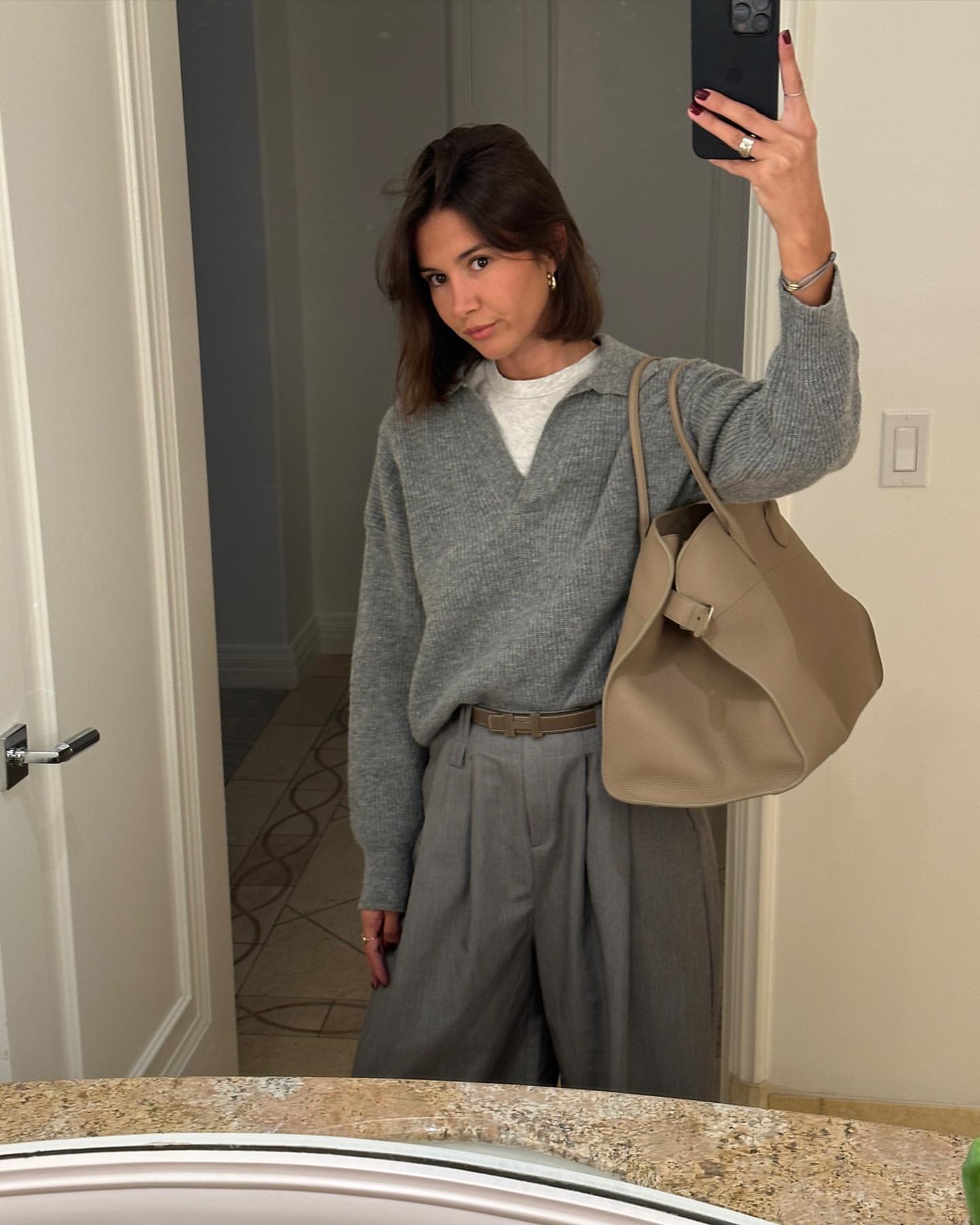 羊毛毛衣老钱风V领长袖毛衣宽松