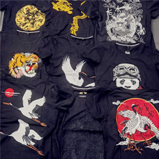 库存弹力紧身精神小伙重工国风题材刺绣圆领纯色打底短袖 T恤Y140