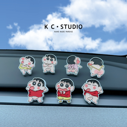 淘气蜡笔小新车载香薰特斯拉model3/y出风口摆件汽车空调饰品