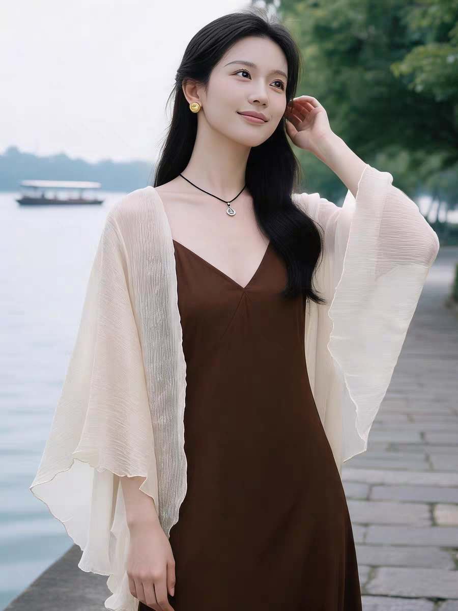 2026新款夏季法式轻奢气质修身显瘦吊带连衣裙女雪纺防晒开衫薄款