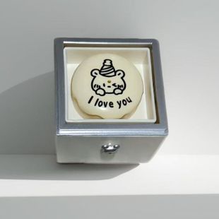 自动旋转蛋糕戒指盒小熊惊喜盒翻转盒生日礼物惊喜魔术惊喜首饰盒