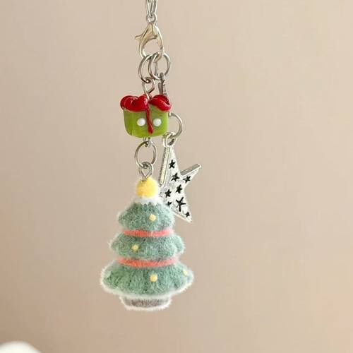 圣诞植绒圣诞树手机链挂件