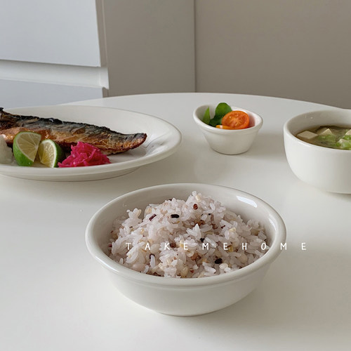 陶瓷釉下彩乳白圆边碗饭碗