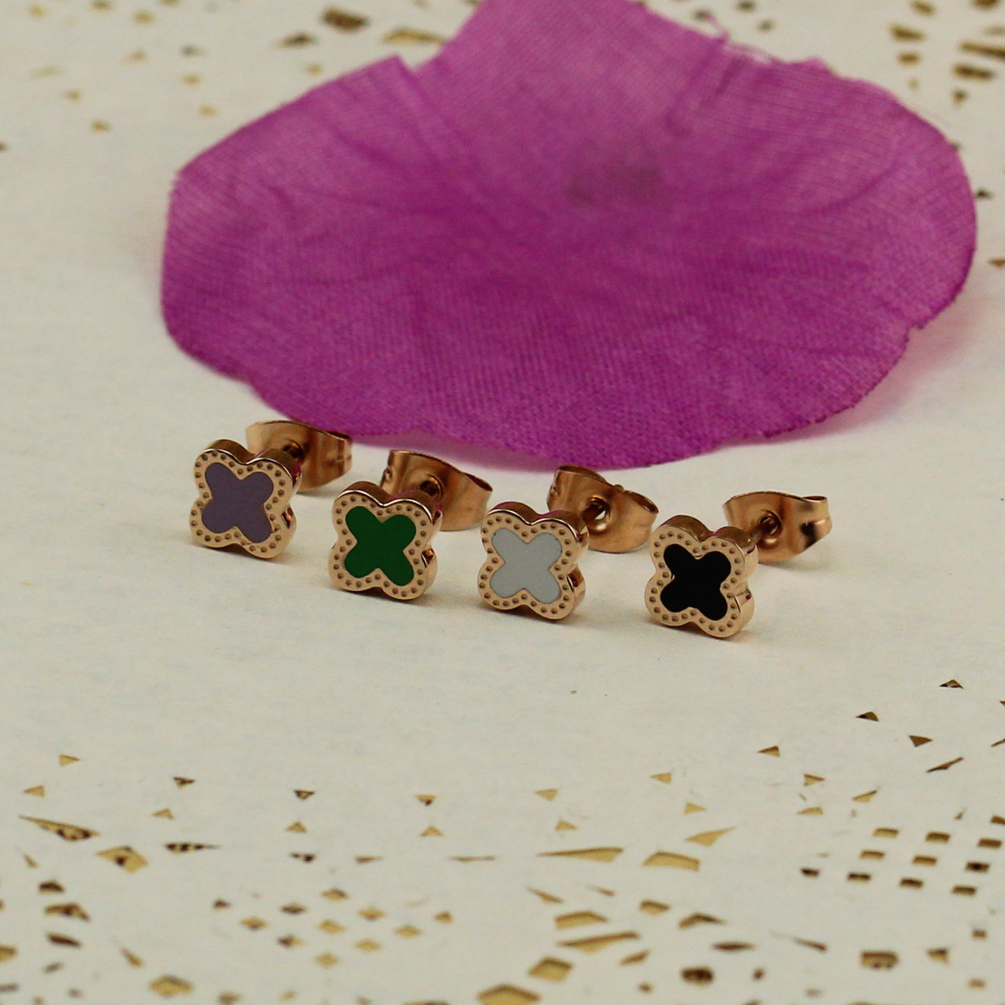 韩版迷你气质滴胶四叶草耳钉女 钛钢14K玫瑰金防过敏耳环耳饰品女