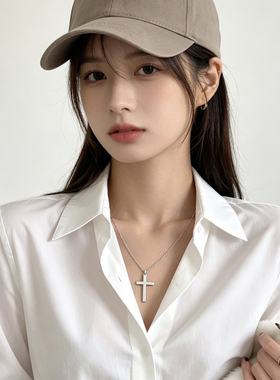 极简钛钢十字架锁骨链女 冷淡风网红同款毛衣链 日常通勤百搭项链