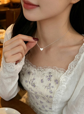 简约迷你心形锁骨链女轻奢小众设计感520送女友生日礼物百搭项链