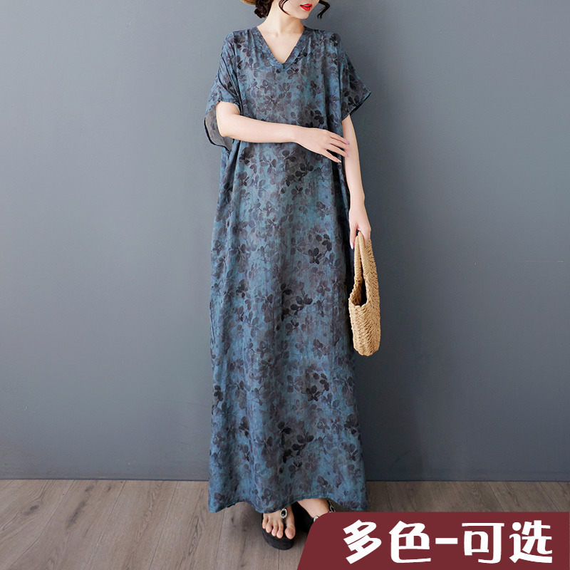 折扣捡漏加肥女装V领花色显瘦大码文艺复古度假长裙250斤超长袍子