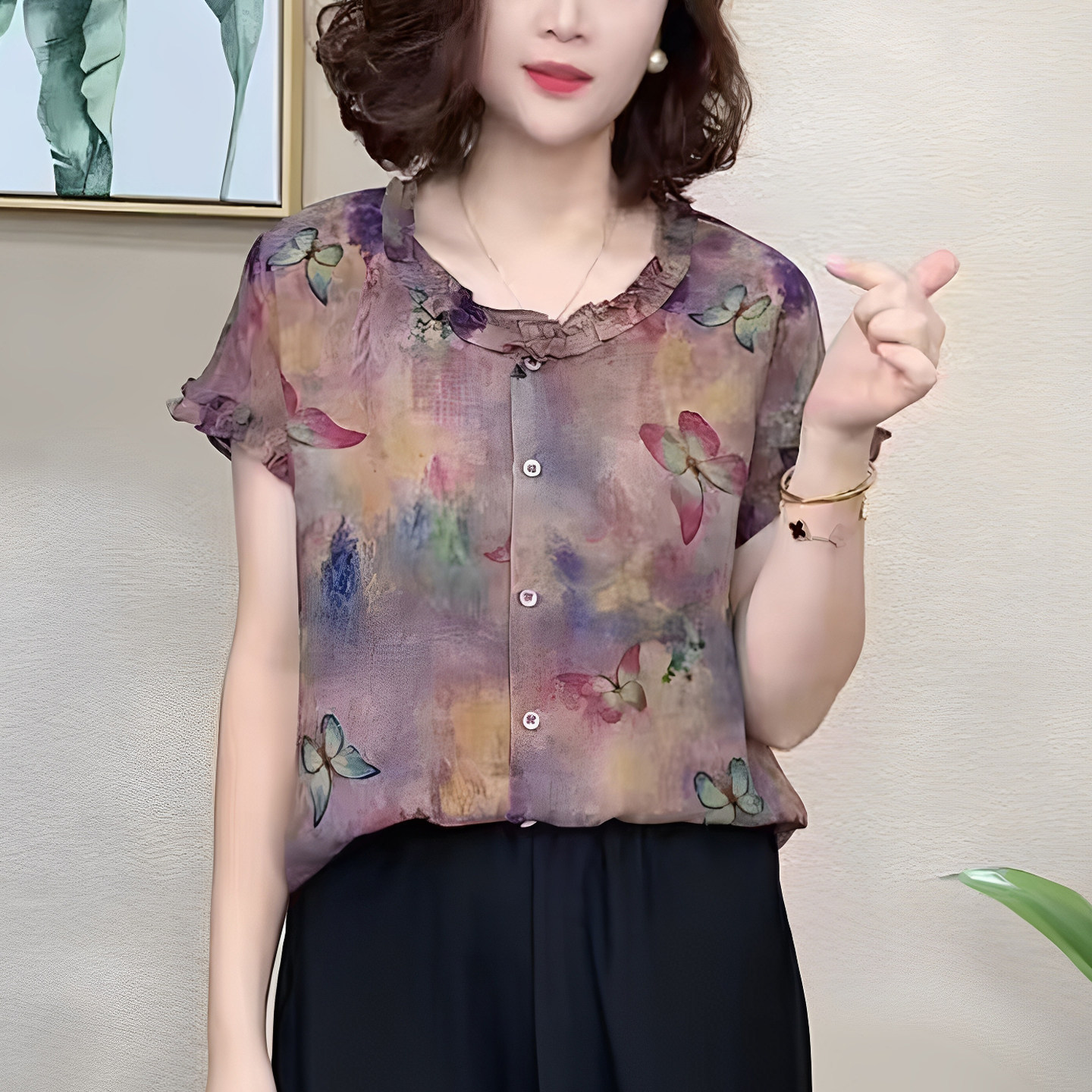 妈妈装夏圆领木耳边蝴蝶印花T恤