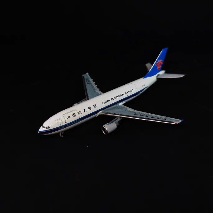 yu model中国南方航空 飞机模型 airbus a300-600r(f) b-2315