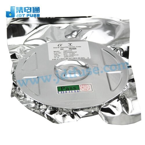 SMD030L  自恢复保险丝0.3A 60V 2920封装 PPTC 陆海保险丝