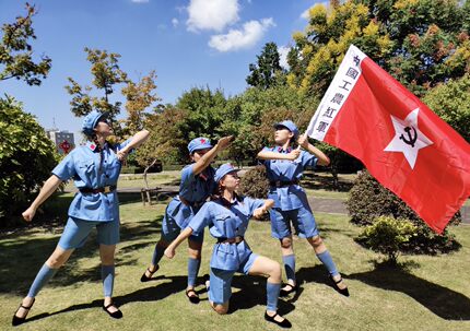 女战士表演服红军演出服装舞蹈服八路服装红色娘子军芭蕾舞演出服
