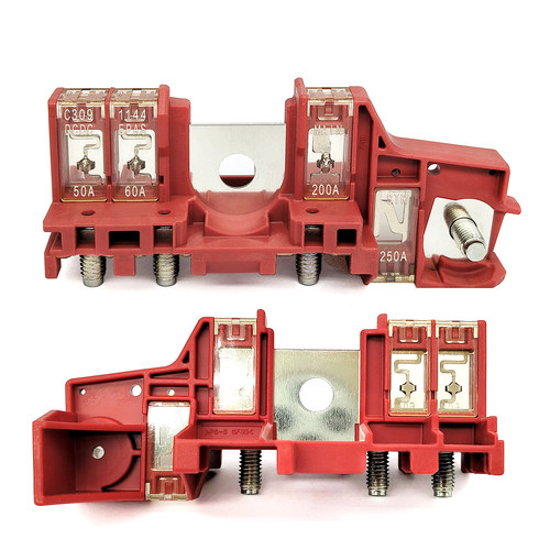 马自达CX5CX4电瓶组合保险丝总成