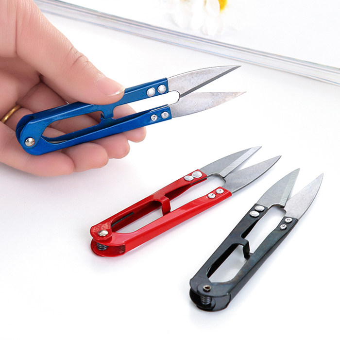 满包邮 批发居家日用十字绣专用u型剪刀弹簧纱剪裁缝线头剪刀