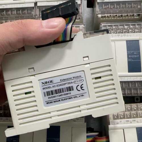信捷PLC扩展模块 XC-E2AD2PT2DA，原装拆机件，--议价商品