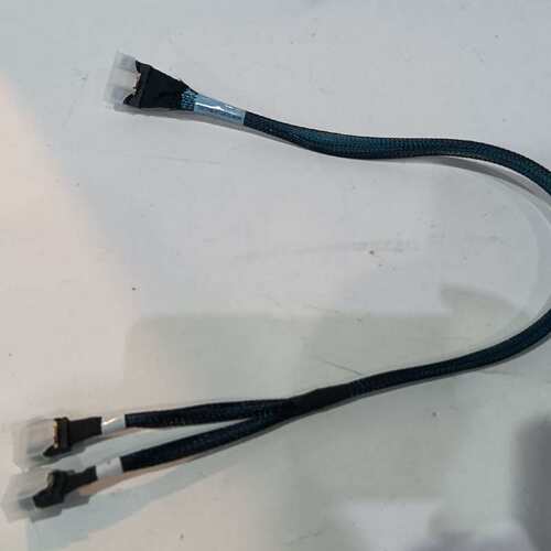 全新BizLink贸联SlimSAS线 SFF-8654 8--议价商品