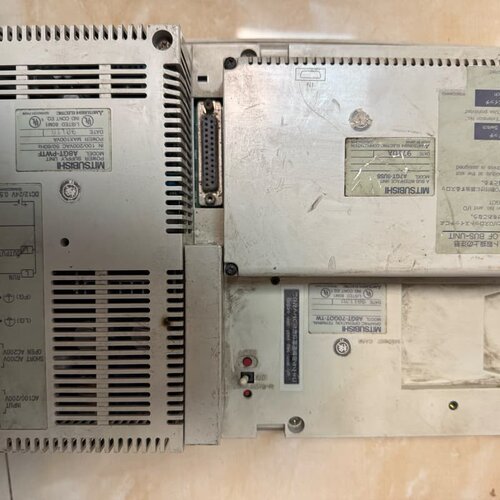 三菱屏A8GT-70GOT-TW电源模块A8GT-PWTF总--议价商品