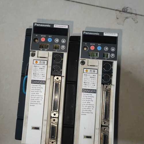 松下品牌伺服系统，规格:MSDA043A1A控制器，驱动器功--议价商品