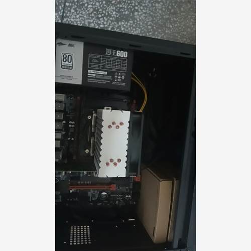 E5 2686v4主机36核72线程雷电模拟器工作室多开电脑-议价商品