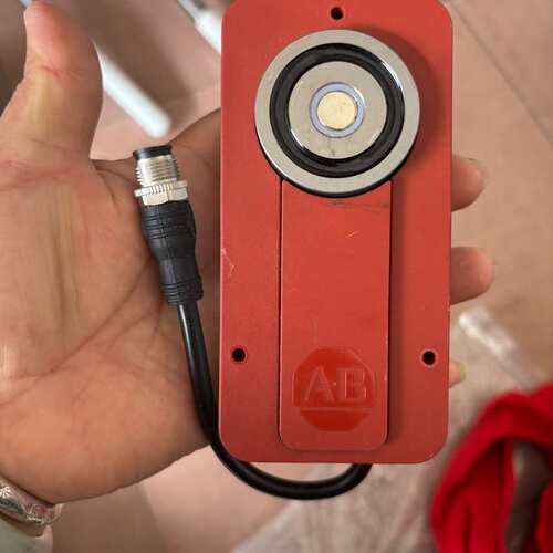 AB罗克韦尔Guardmaster安全开关，型号440G-E--议价商品