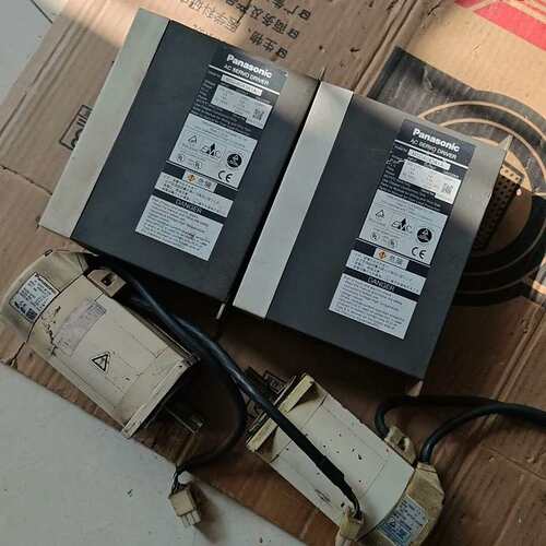 松下伺服驱动器MSDA043A1A，原装正品，拆机件，成色还--议价商品