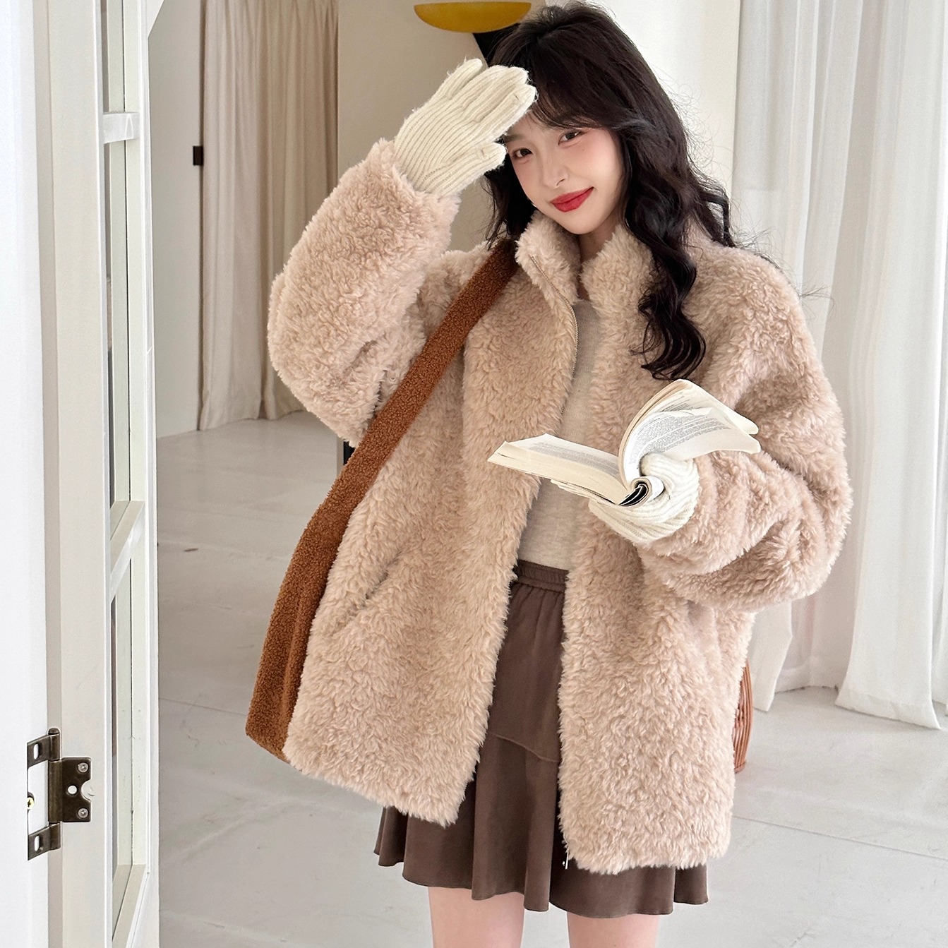 梵莎帝贝小姐姐日常通勤皮草外套女官方进口羊剪绒加厚环保大衣冬