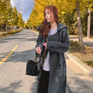 灰色大翻领口袋长开衫女2024秋冬新款宽松韩版加厚上衣慵懒风外套