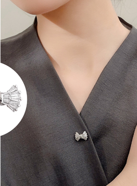 衣服领口大收拢防走光小神器