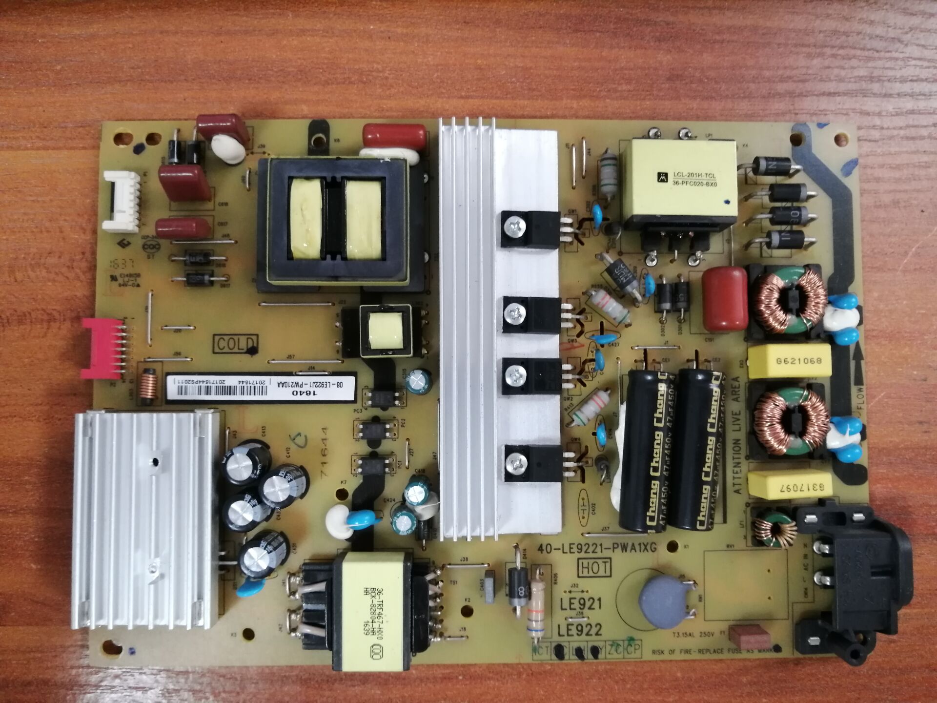 TCLL48E5800A-UD电源板40-LE