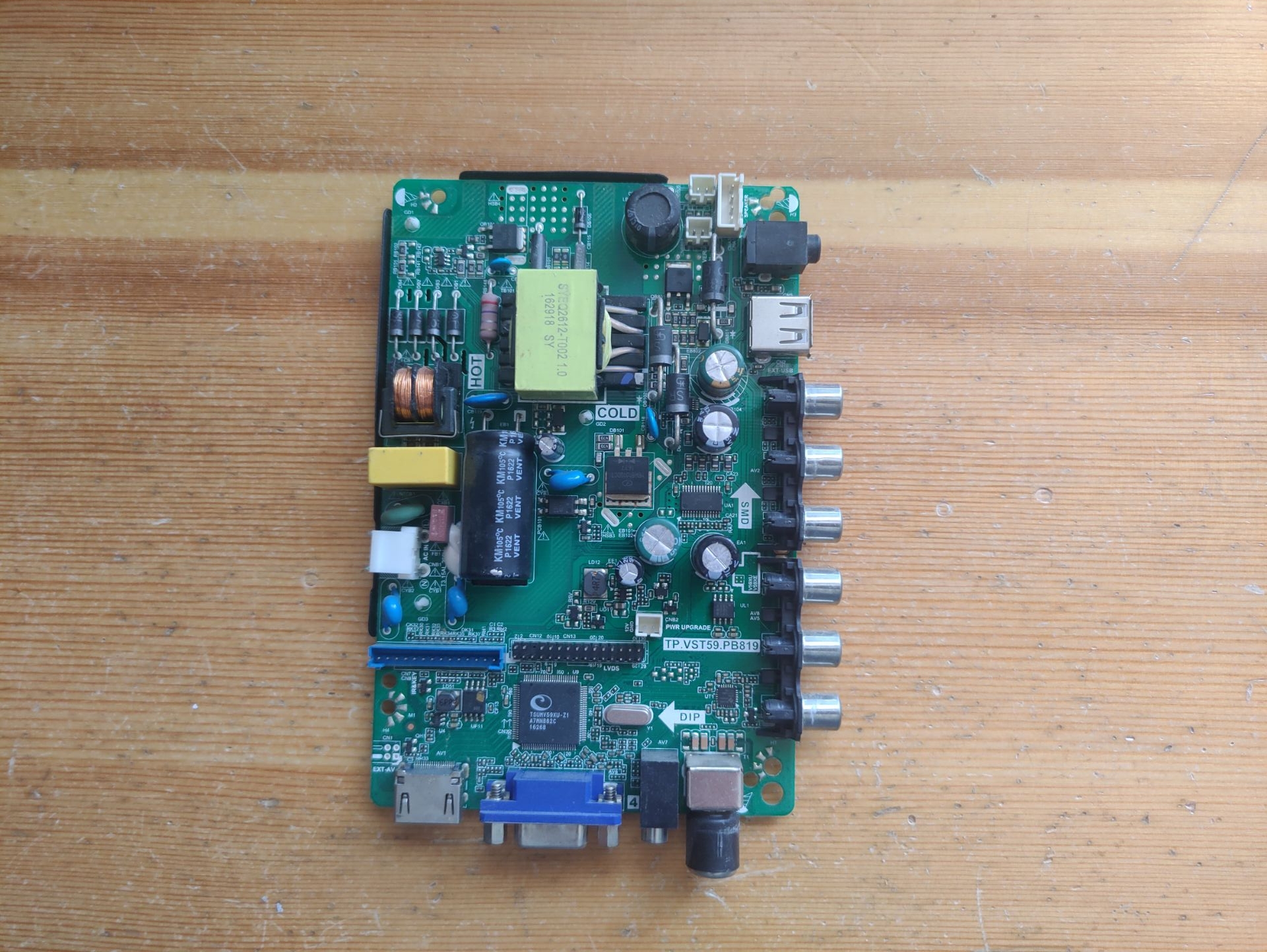 原装杂牌32LE12J主板TP.VST59.