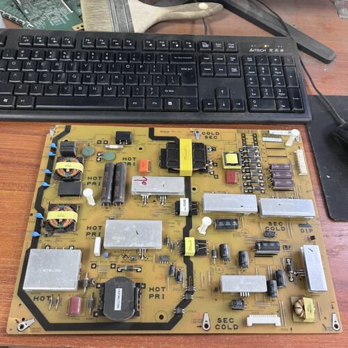 原装夏普LCD-70LX565A电源板QP