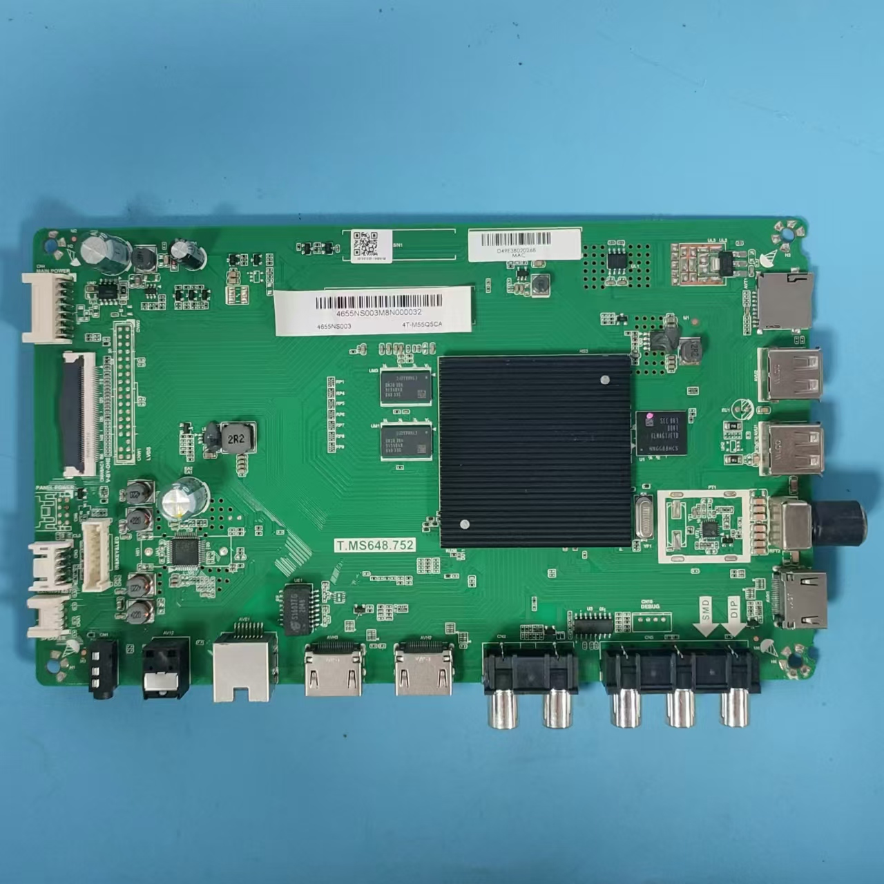 原装夏普4T-M55Q5CA主板实物图