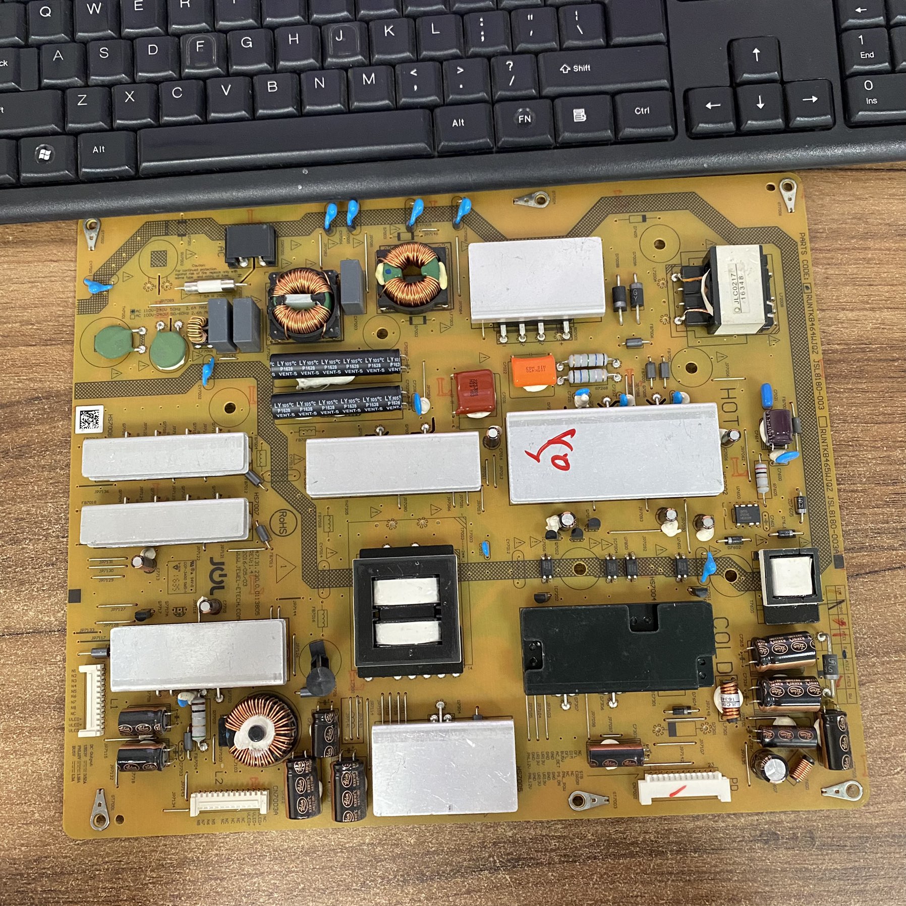 夏普LCD-50SU561A电视机电源板