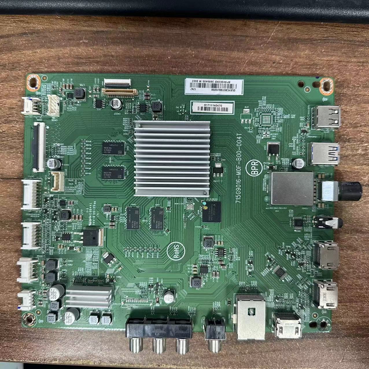主板715G9016-M0F-B00屏TPT750UA