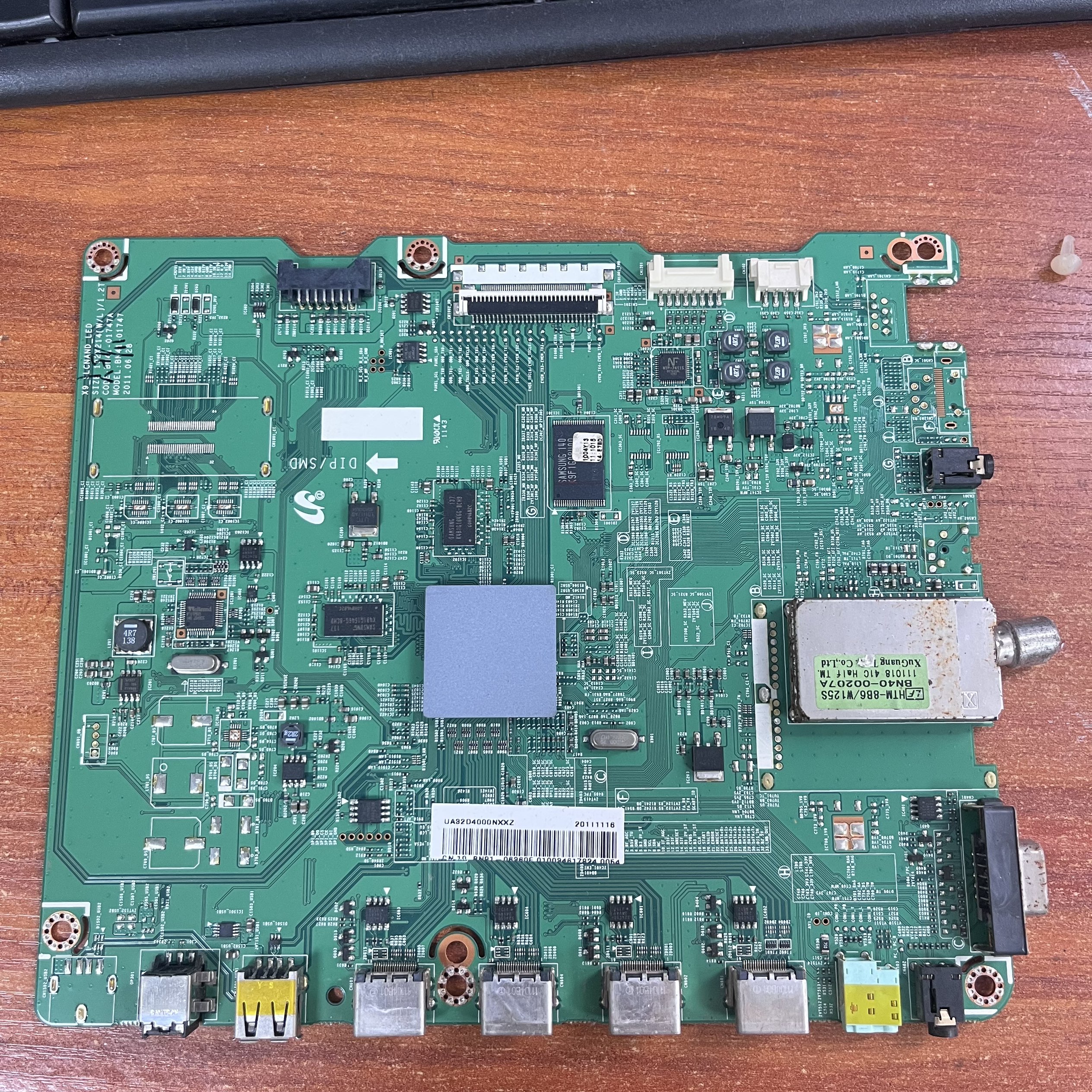 原装三星UA32D4000N主板BN41-017