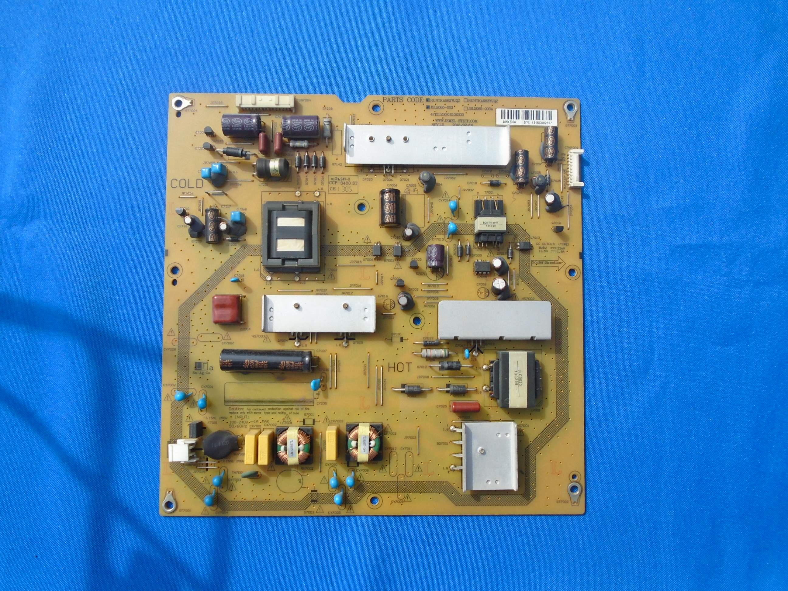 LCD-40DS30A电源板RUNTKA982WJQZ