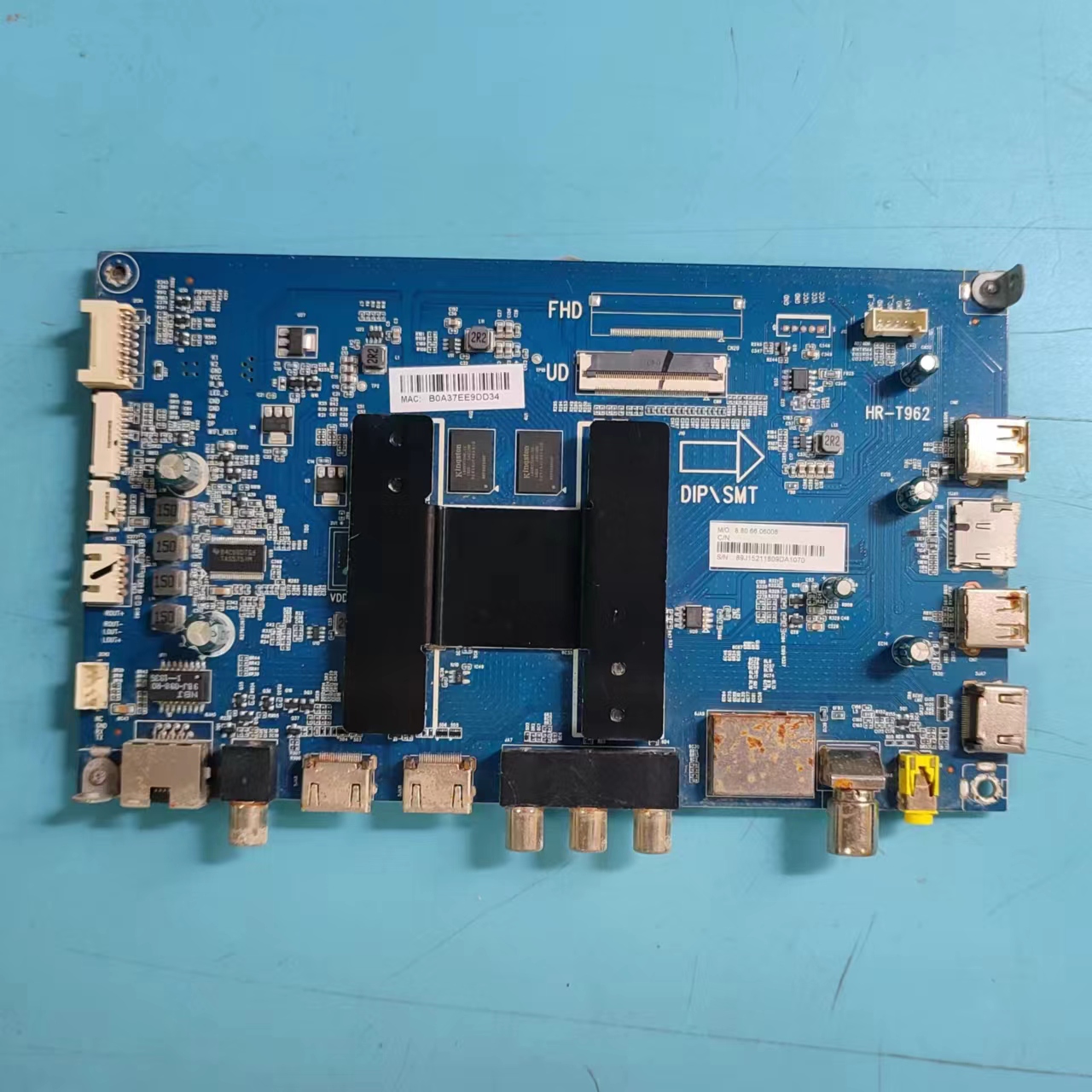 原装海尔LU58F31N主板实物图