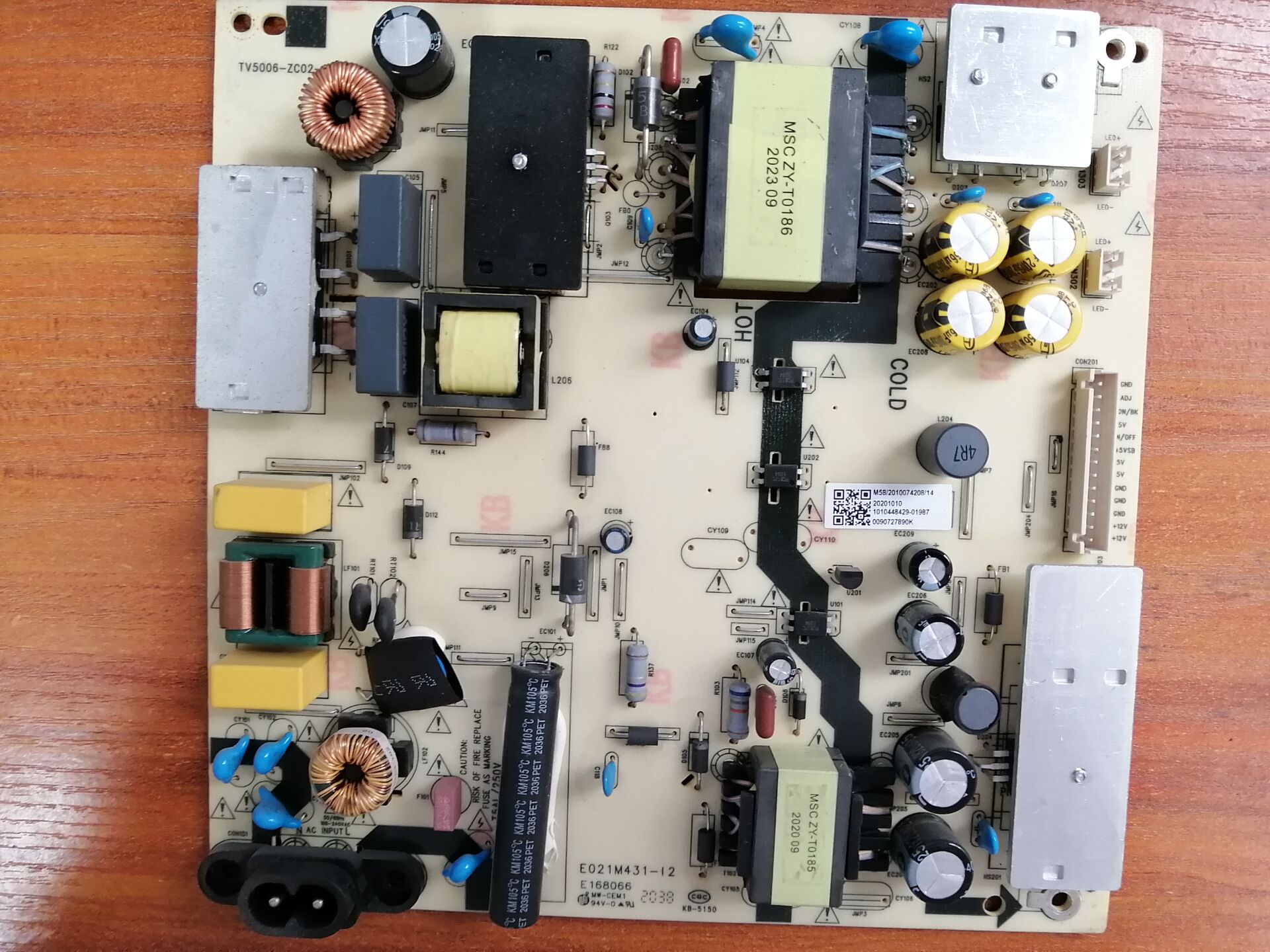 原装海尔LU58C61电源板TV500