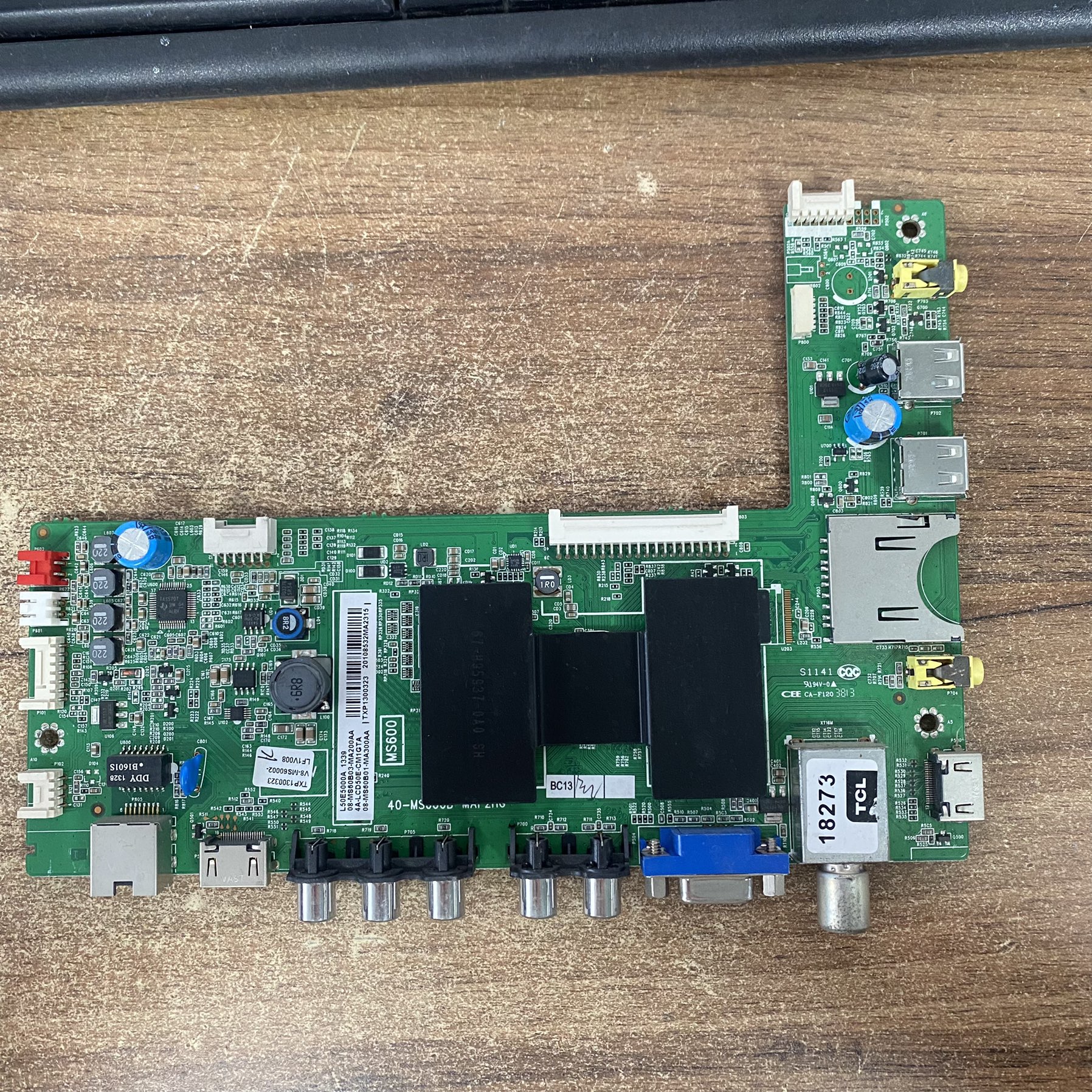TCLL50E5000A主板实物图