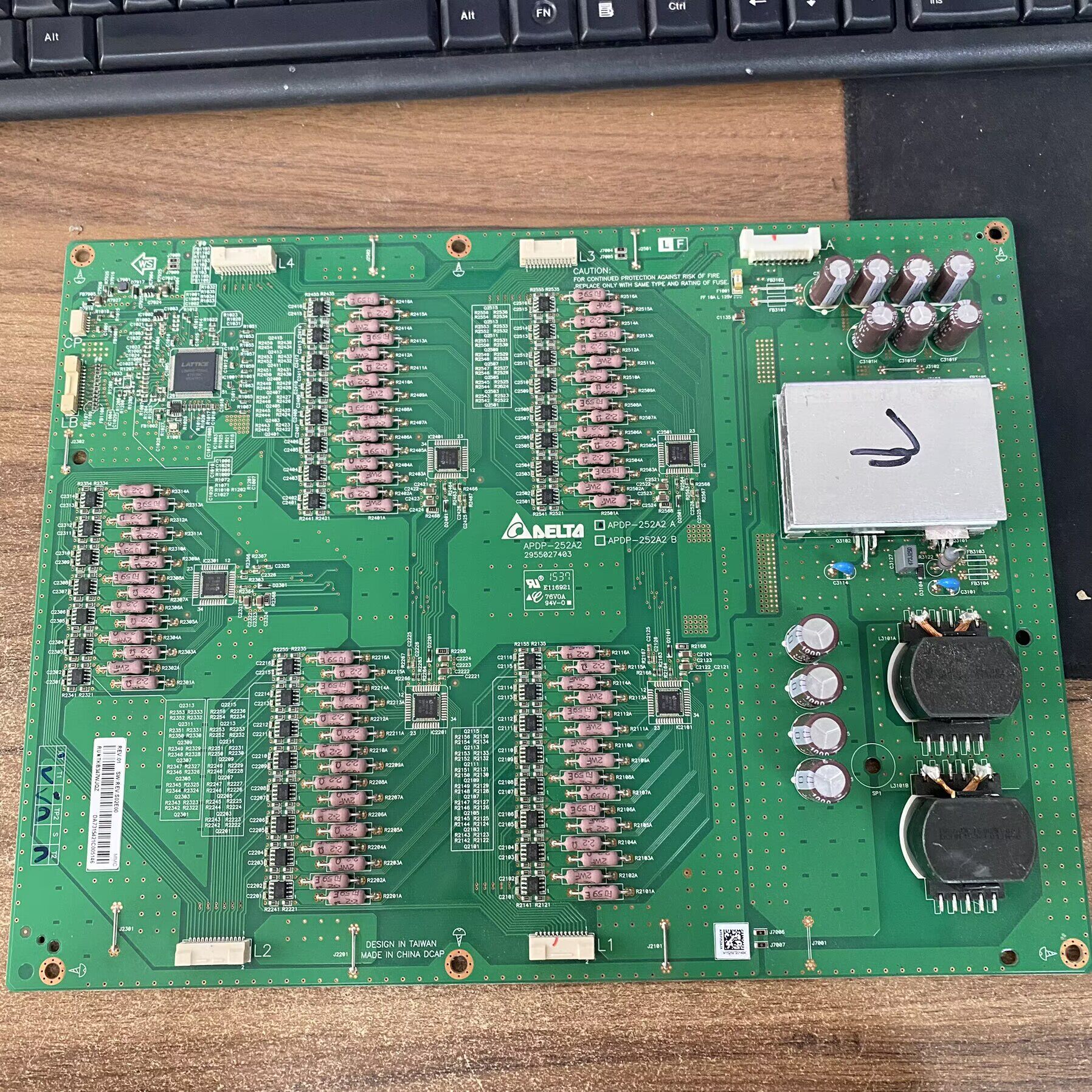 原装夏普LCD-70XU30A恒流板AP