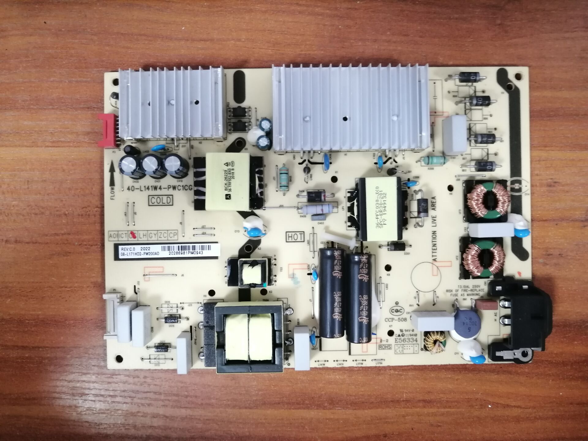 TCL65L8电源板40-L141W4-PWC1C