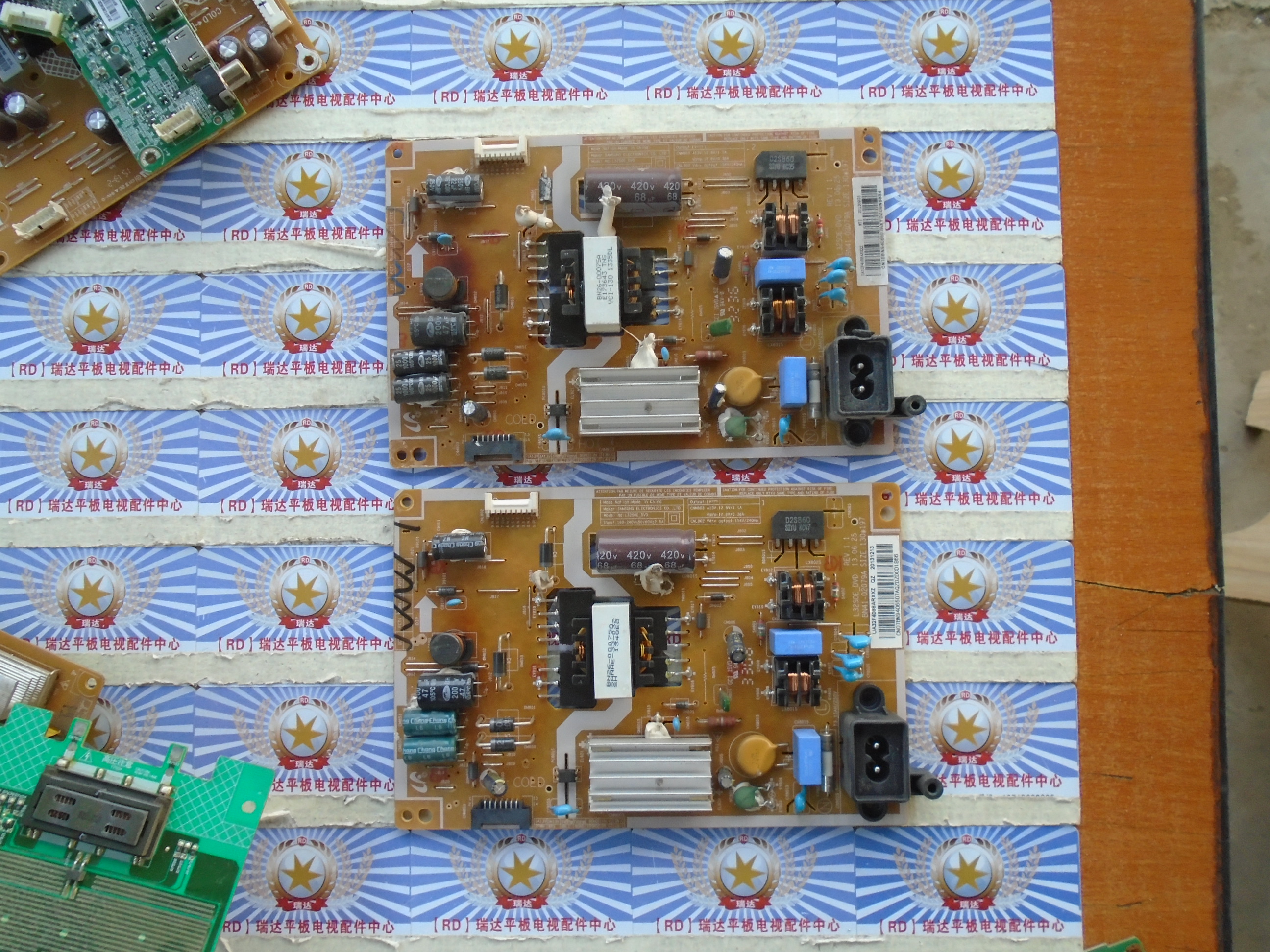 非代用！原装三星 UA32F4088AR 电源板 BN41-02079A L32SOE-DVD