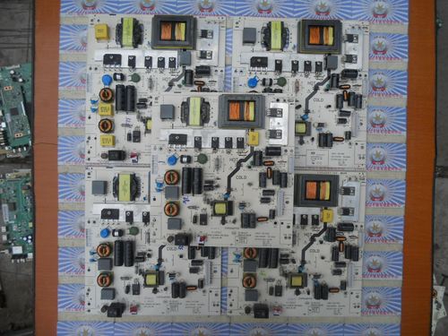 不是代用板 TCL LE42D31 电源板 K-150S2 4701-2150S2-A6135D01