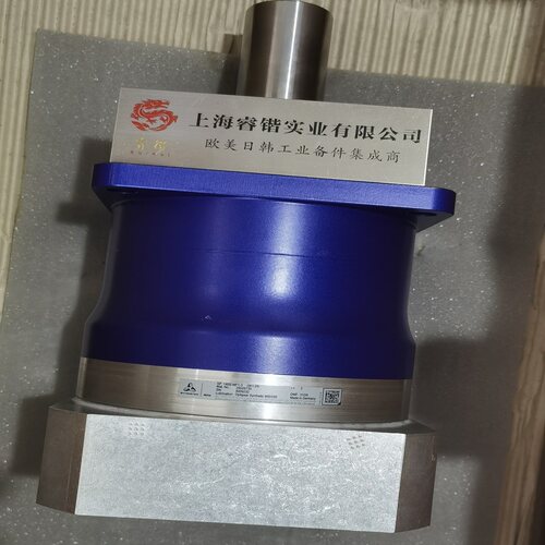 SP 210S-MF2-28 -1M1-2S alpha阿尔法 减速机 德国原装进口