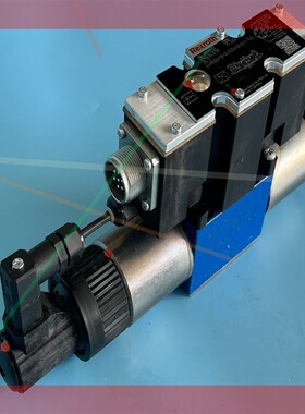 力士乐比例方向阀R901125120 4WREE6V08-24/G24K31/A1V-742